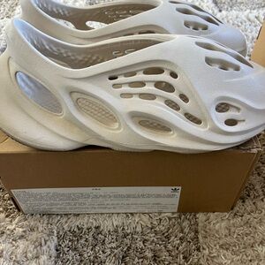 Adidas White Foam Runners “Ararat”